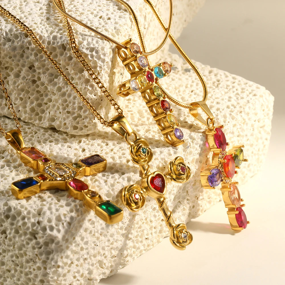 Collier Croix or