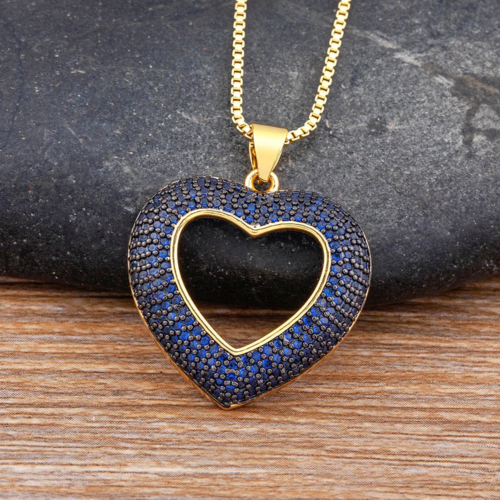 Collier Pendentif Coeur Strass Couleur bleu marine