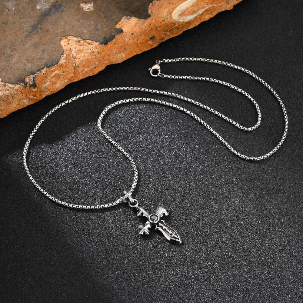 Collier Croix Médiévale Homme acier
