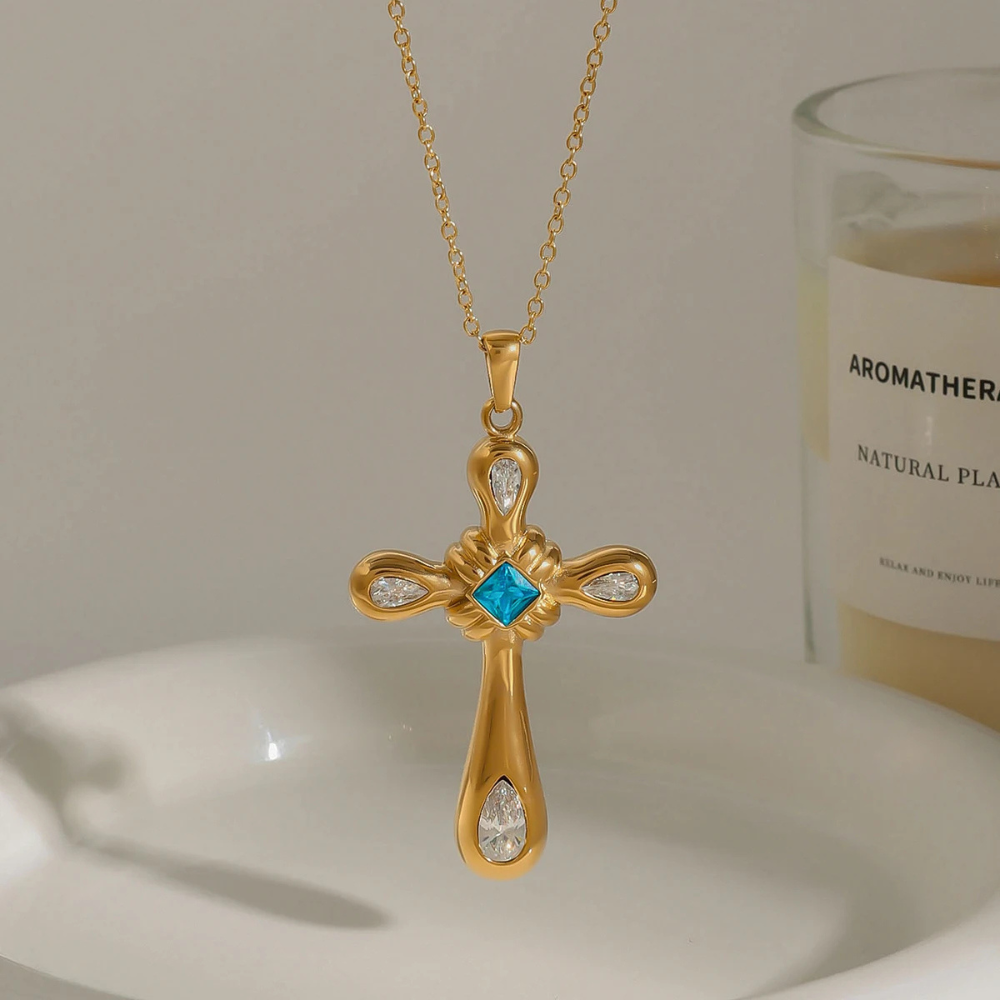 Collier Croix Dorée Pierre Bleue