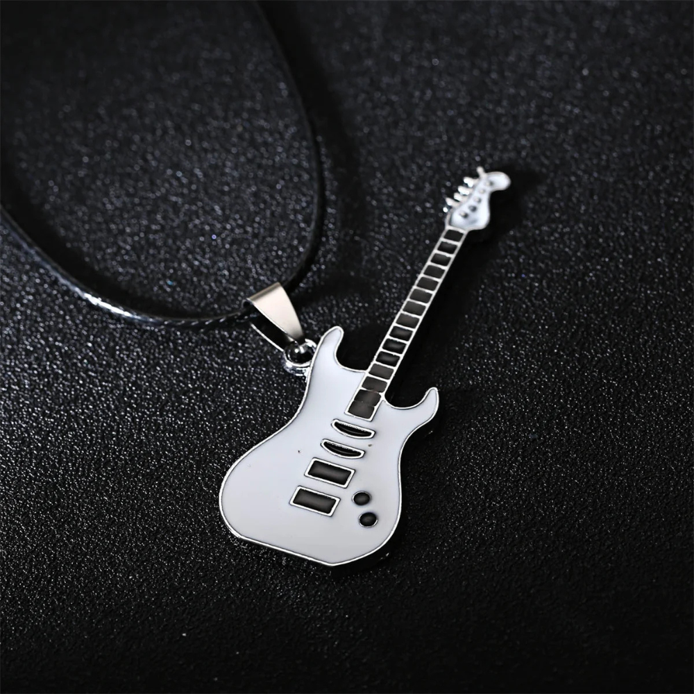 Collier Pendentif Guitare cordon