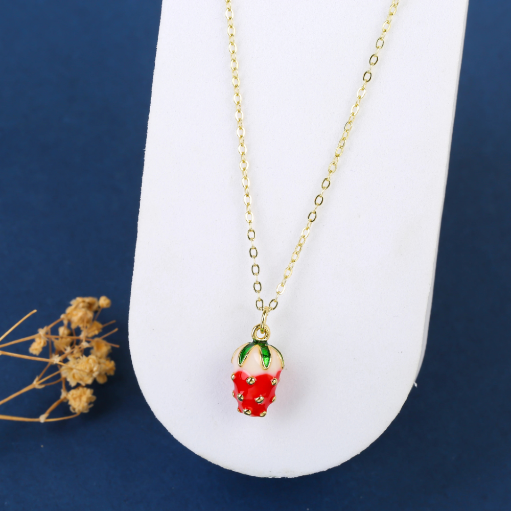 Collier Petite Fraise