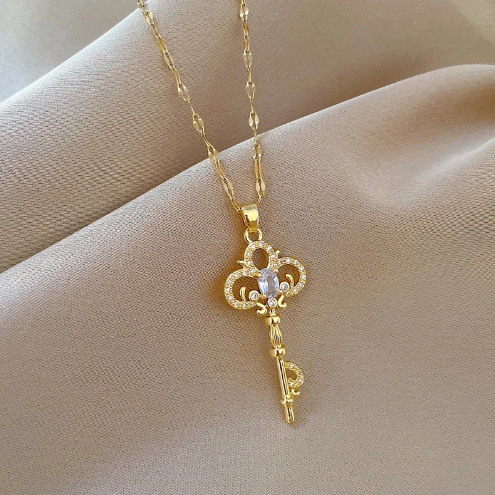 Collier Clé Femme doré