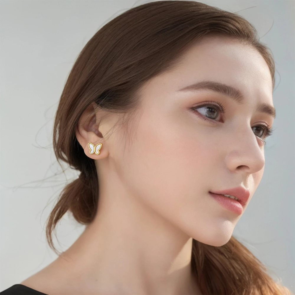Boucles d'Oreilles Papillon Nacre blanc