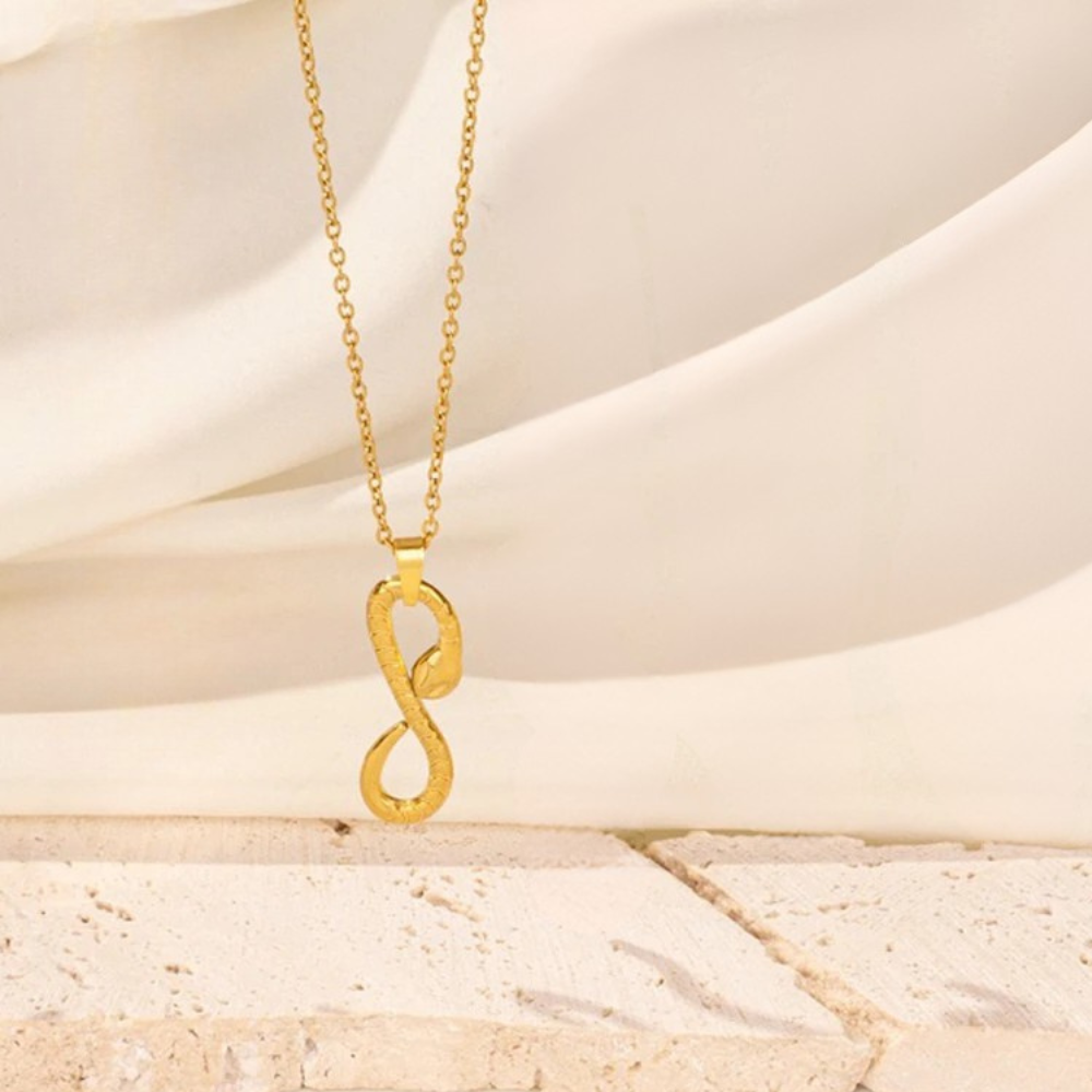 Collier Serpent Signe Infini pendentif