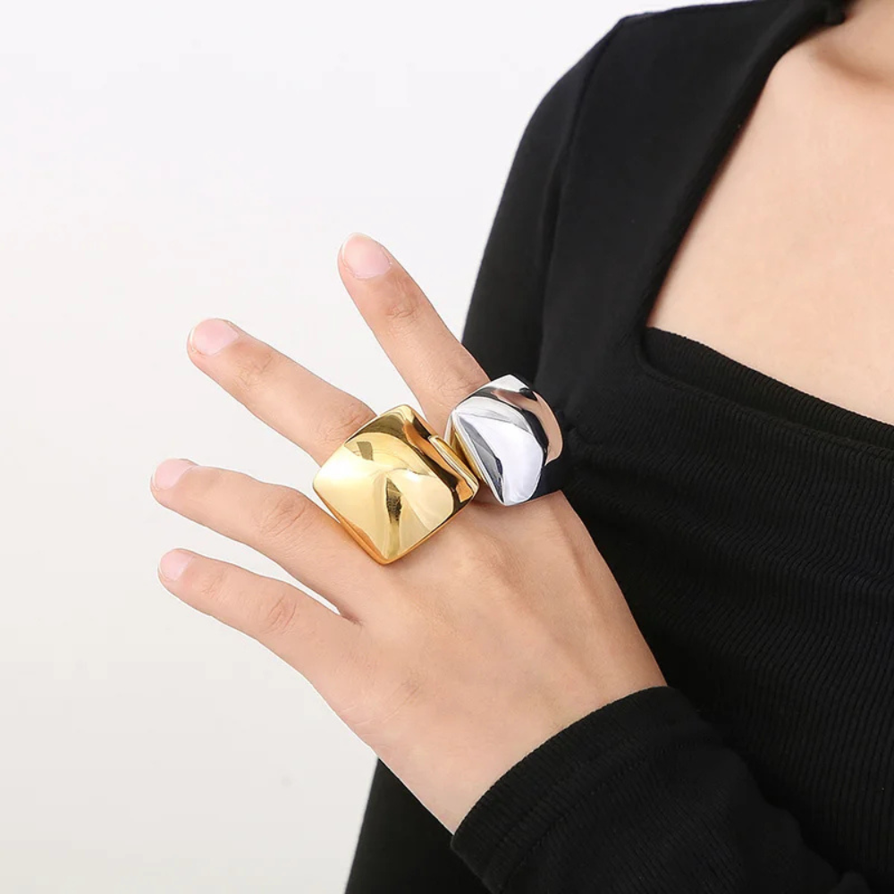 Grosse Bague Design Femme