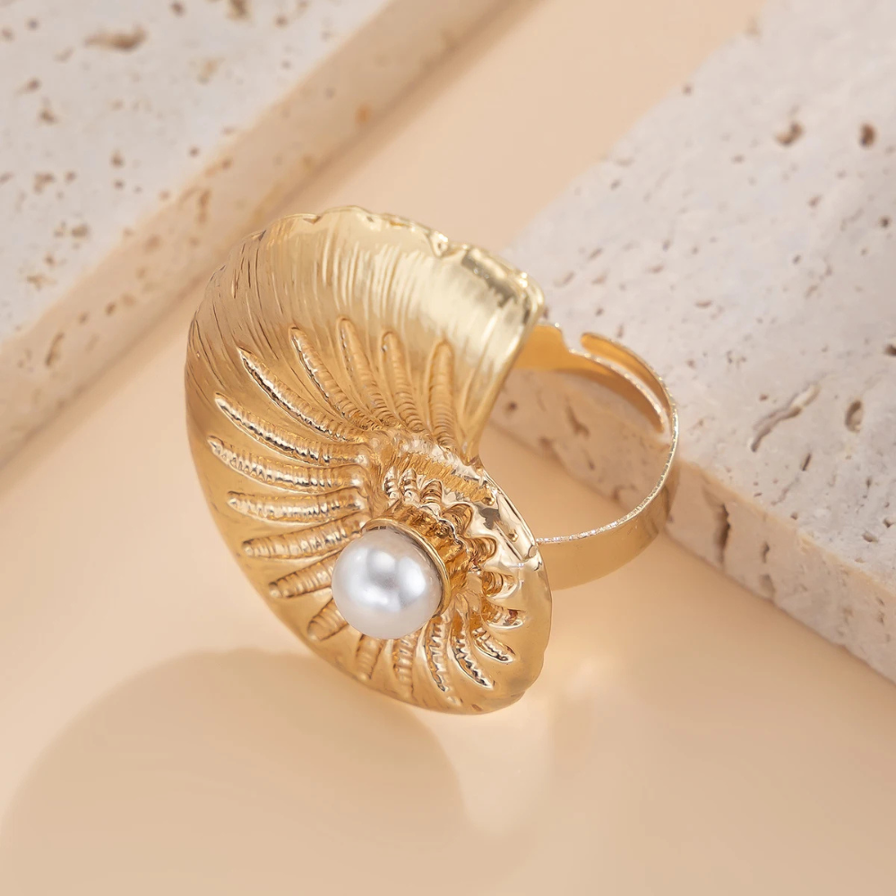 Grosse Bague Escargot dorée