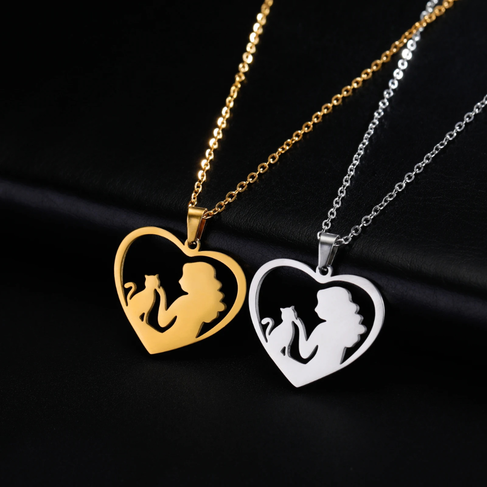 Collier Coeur Chat et Femme pendentif