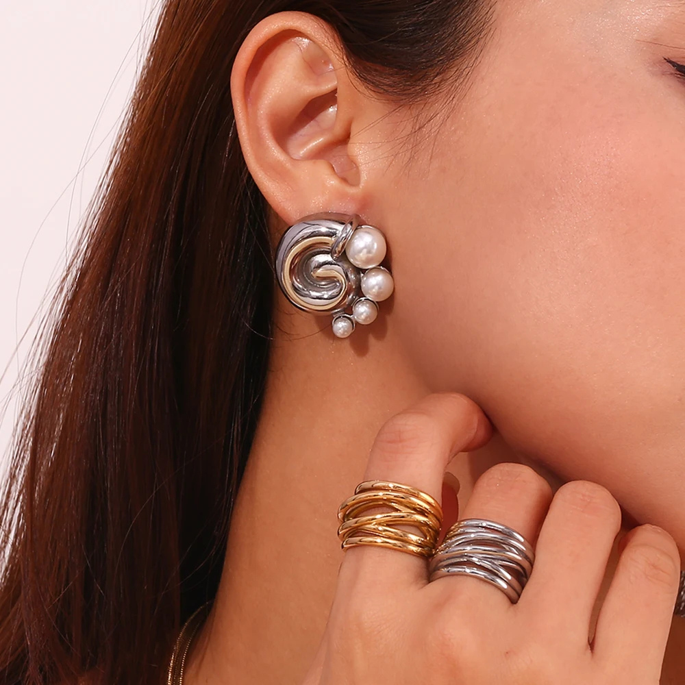 Boucles d'Oreilles Escargot et Perles argenté