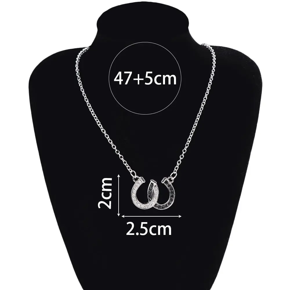 Collier Double Fer à Cheval pendentif