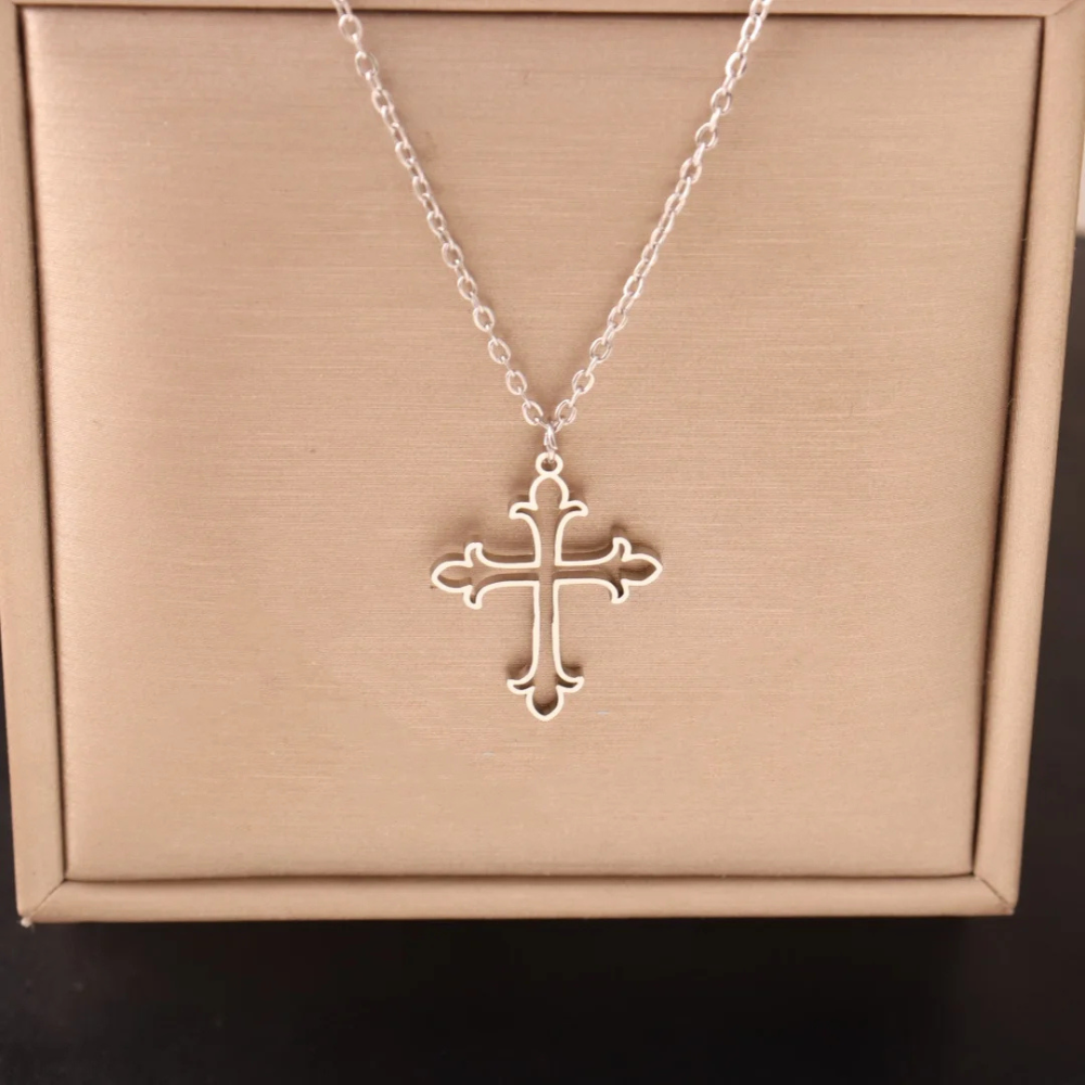 Collier Croix Ajourée femme argent