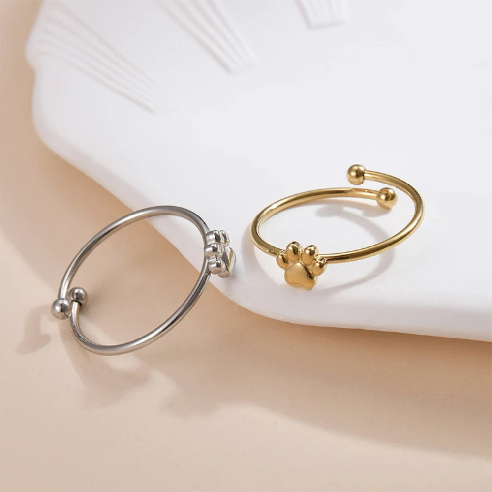 Bague Fine Patte de Chien acier