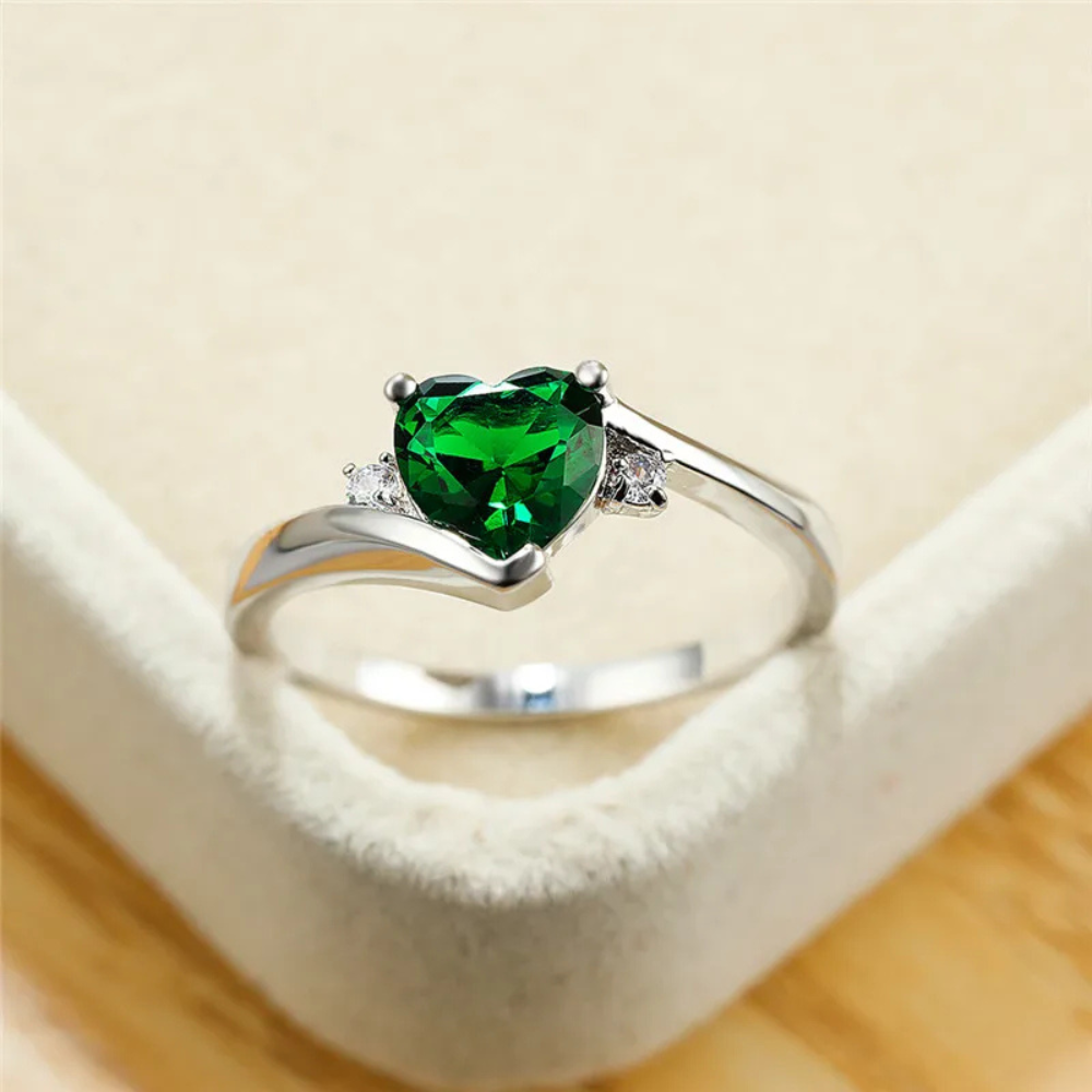 Bague Solitaire Cœur Vert