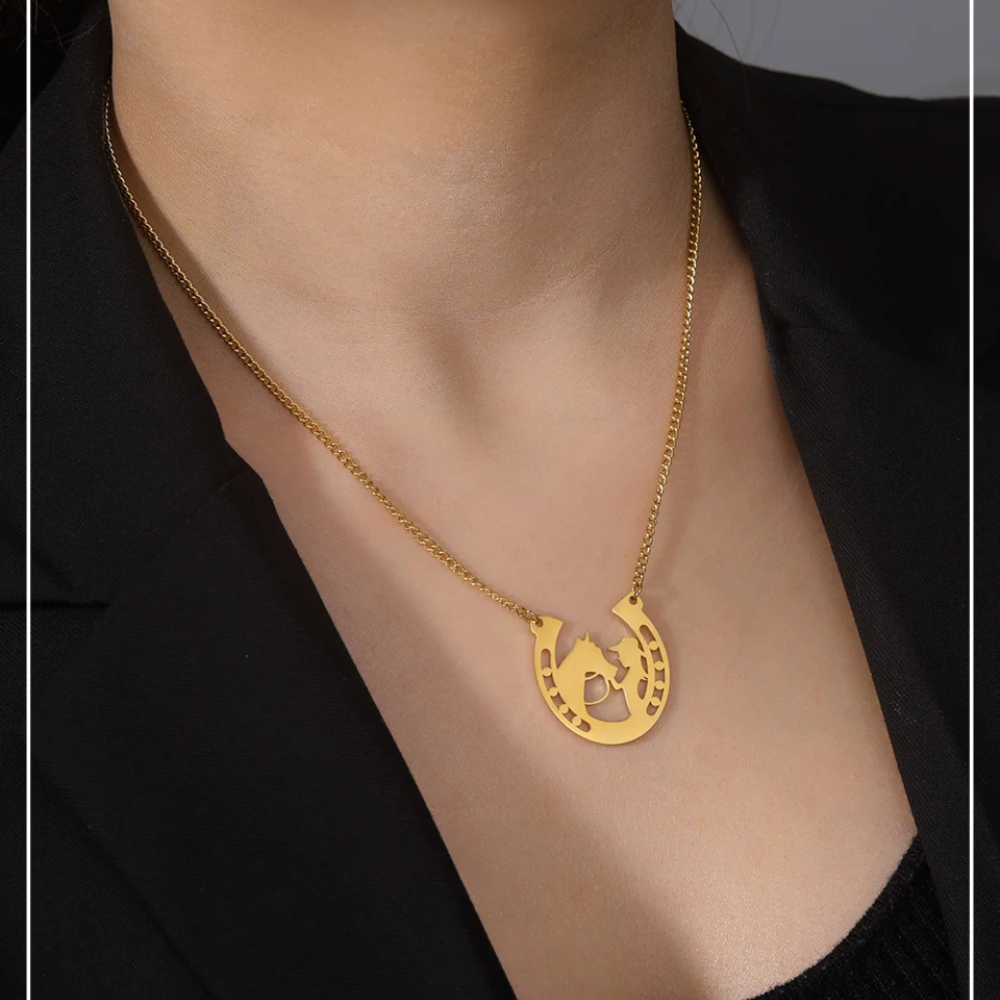 Collier Cavalière or