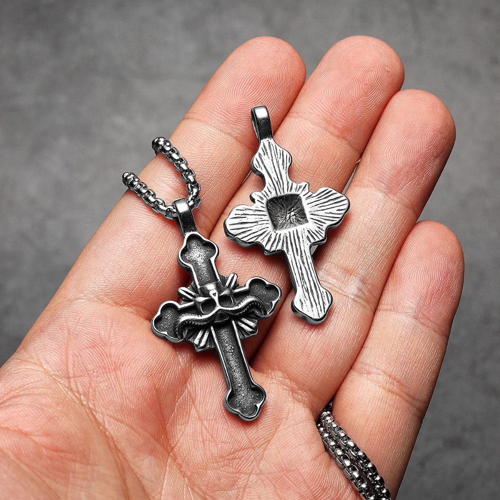 Collier Croix Gothique Homme acier inox