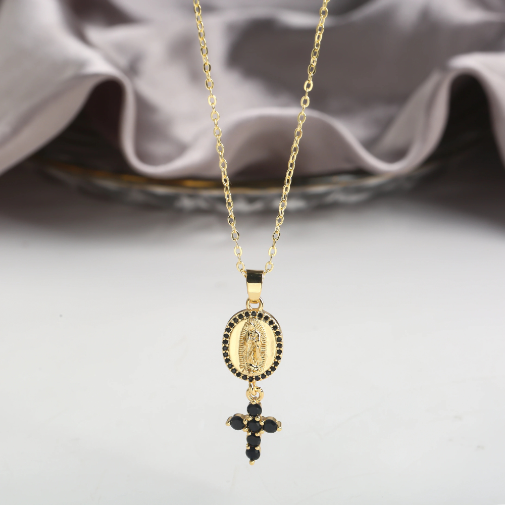 Collier Médaille Vierge et Croix Strass noir