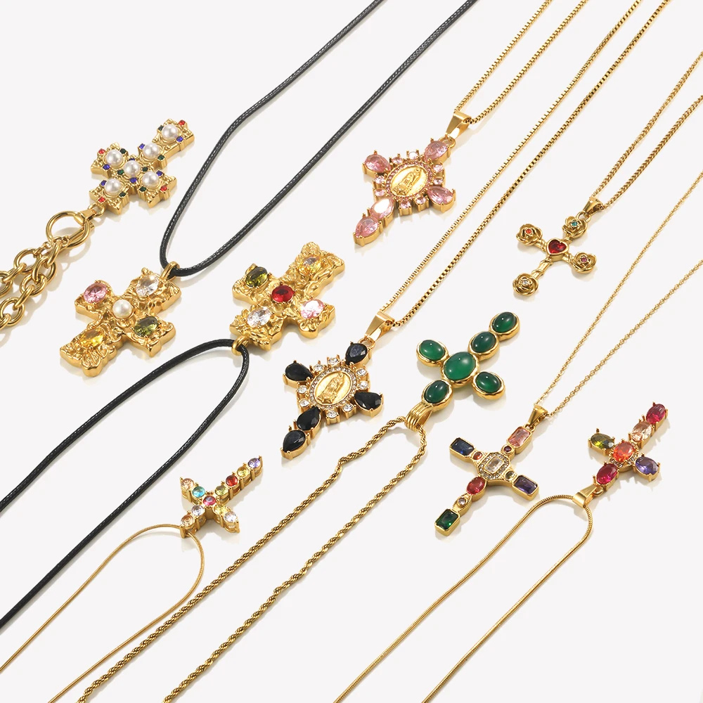 Collier Croix pendentif