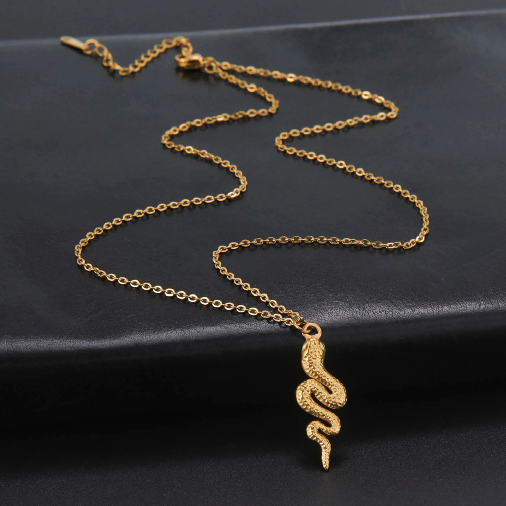 Collier Serpent Relief doré