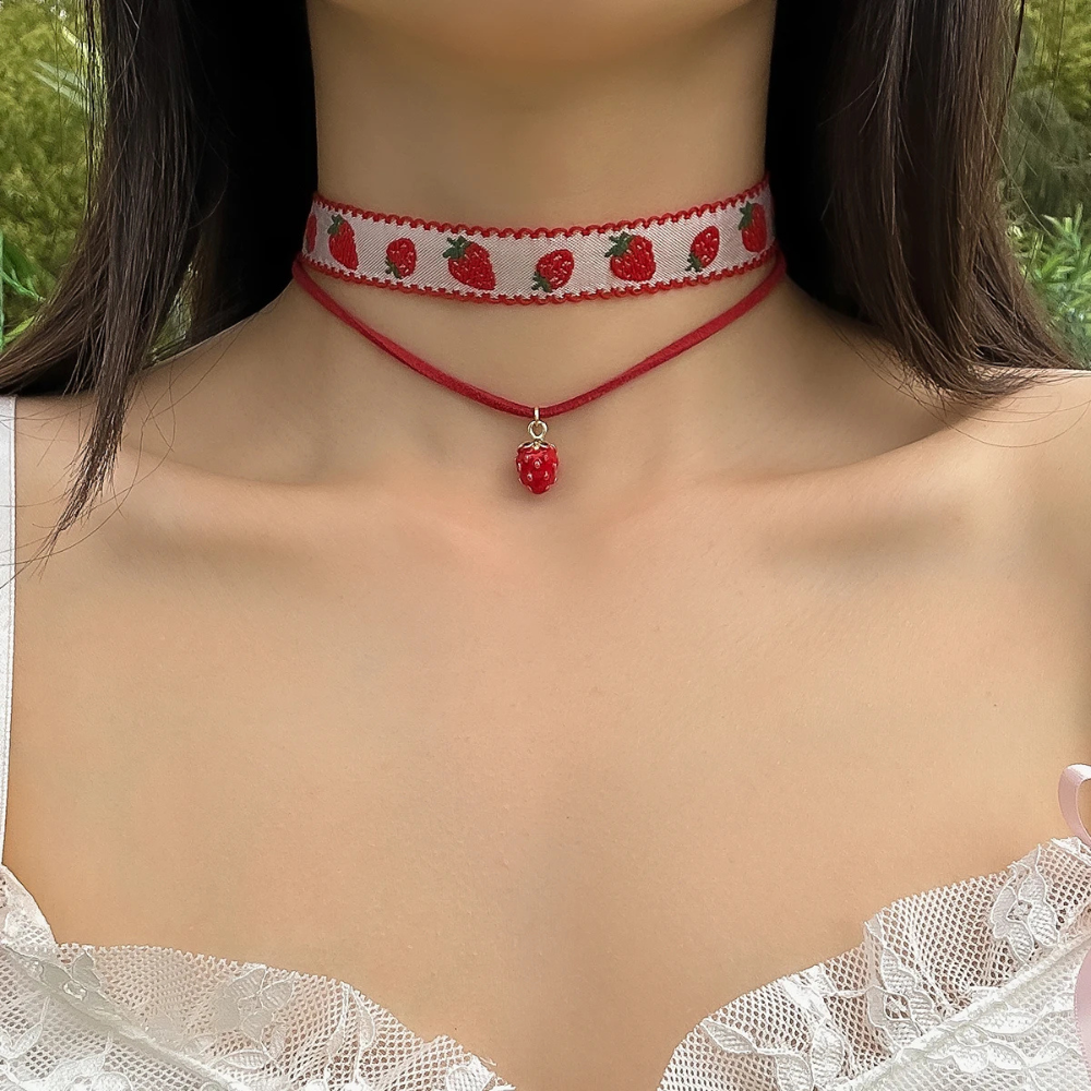 Collier Fraise fille