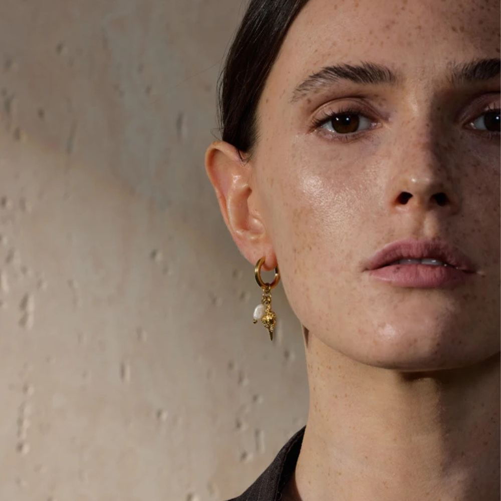 Boucles d'Oreilles Créoles Coquillage et Perle femme