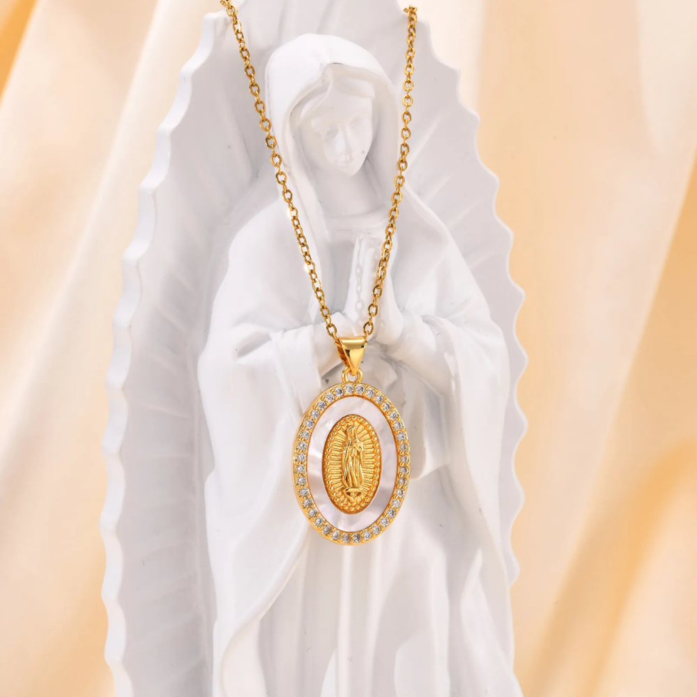 Collier Vierge Marie Blanc et diamant