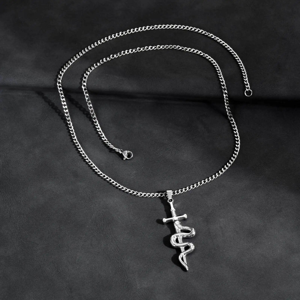 Collier Épée Serpent pendentif