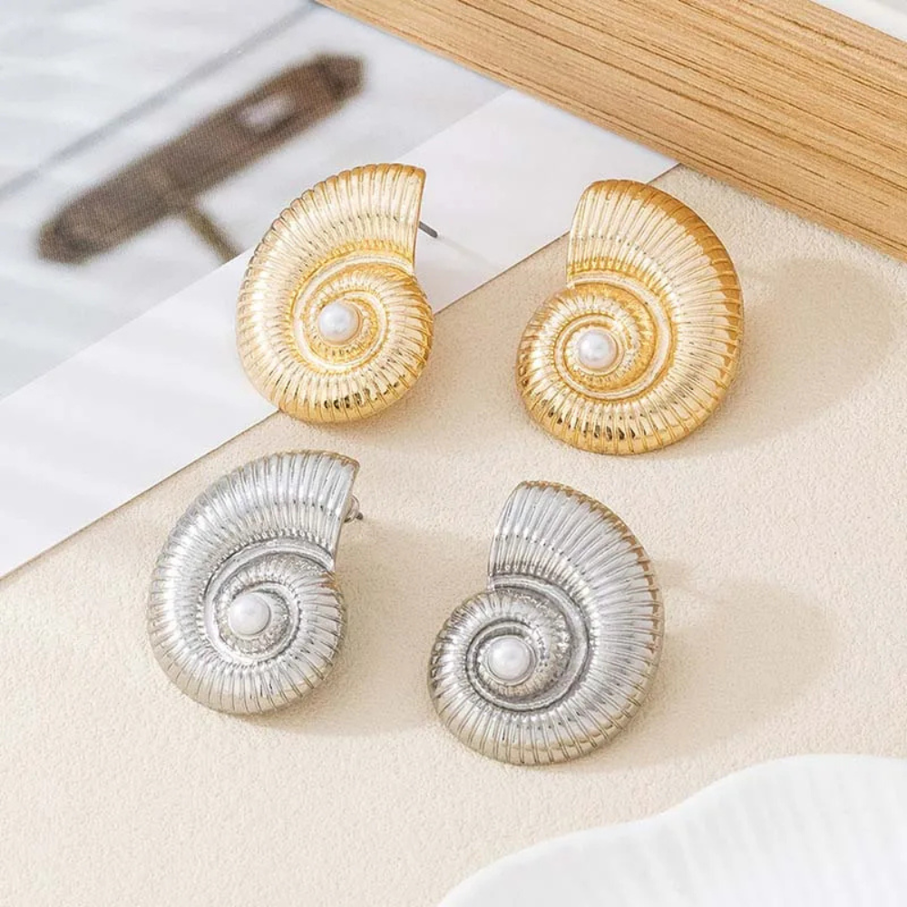 Boucles d'Oreilles Escargot Perle Blanche acier