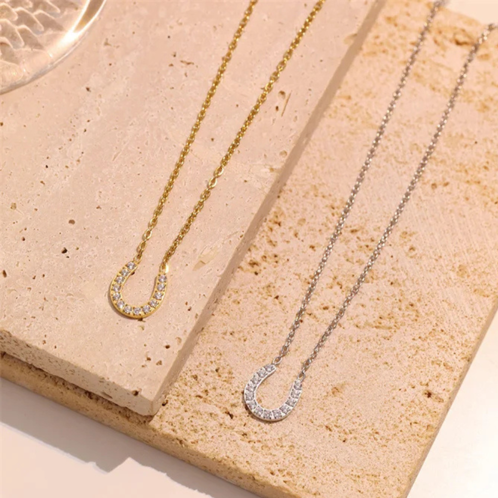 Collier Fer à Cheval Fille pendentif