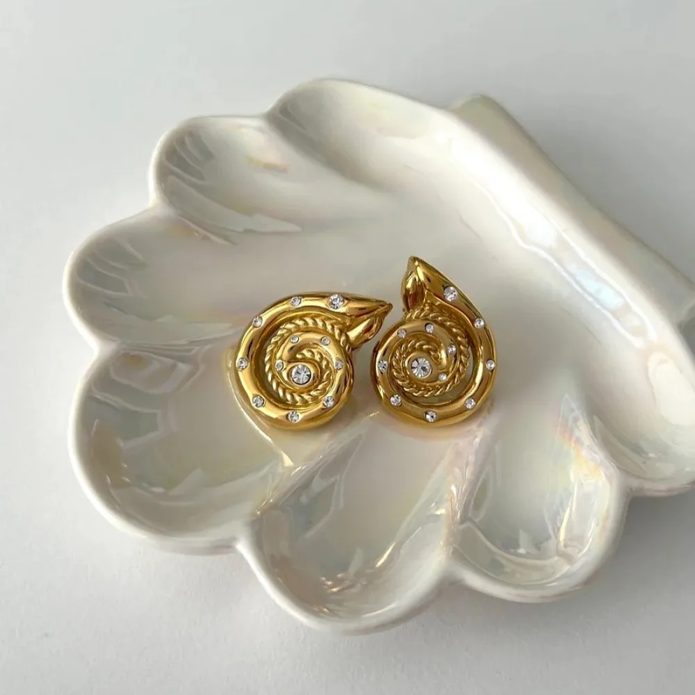 Boucles d'Oreilles Coquillage Strass doré