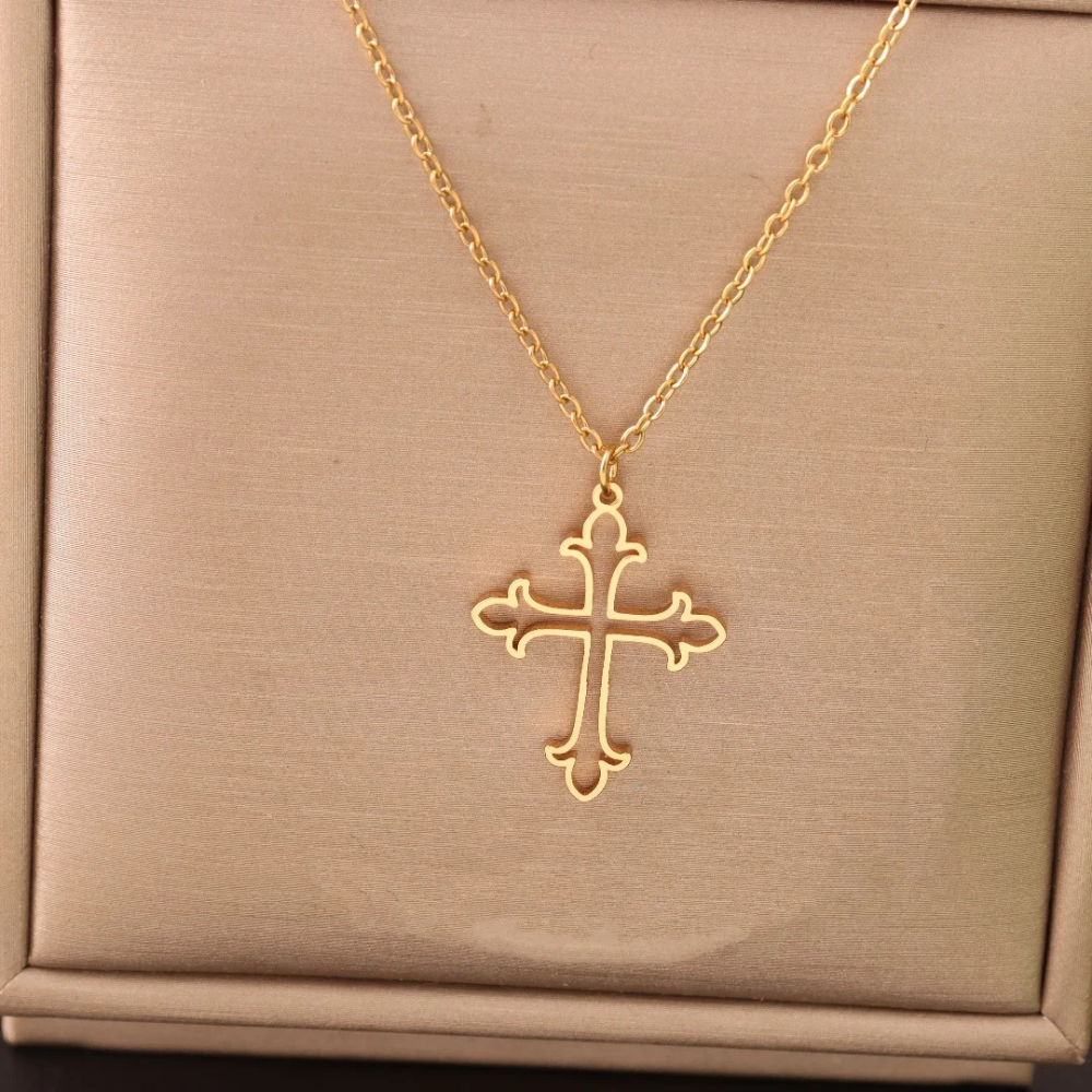 Collier Croix Ajourée doré femme