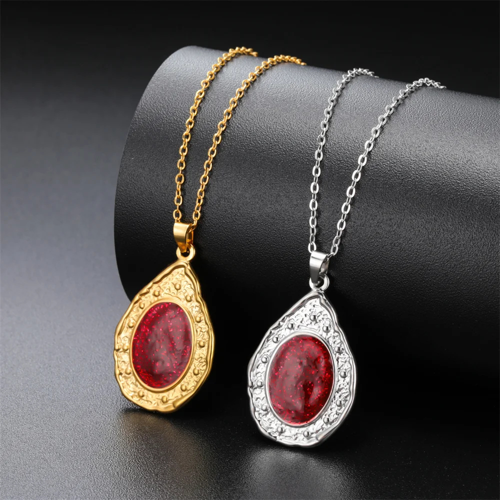 Collier Ovale Vintage Pierre Rouge femme