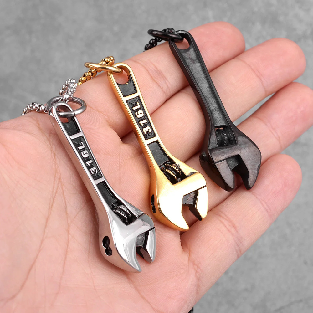 Collier Pendentif Clé à Molette homme