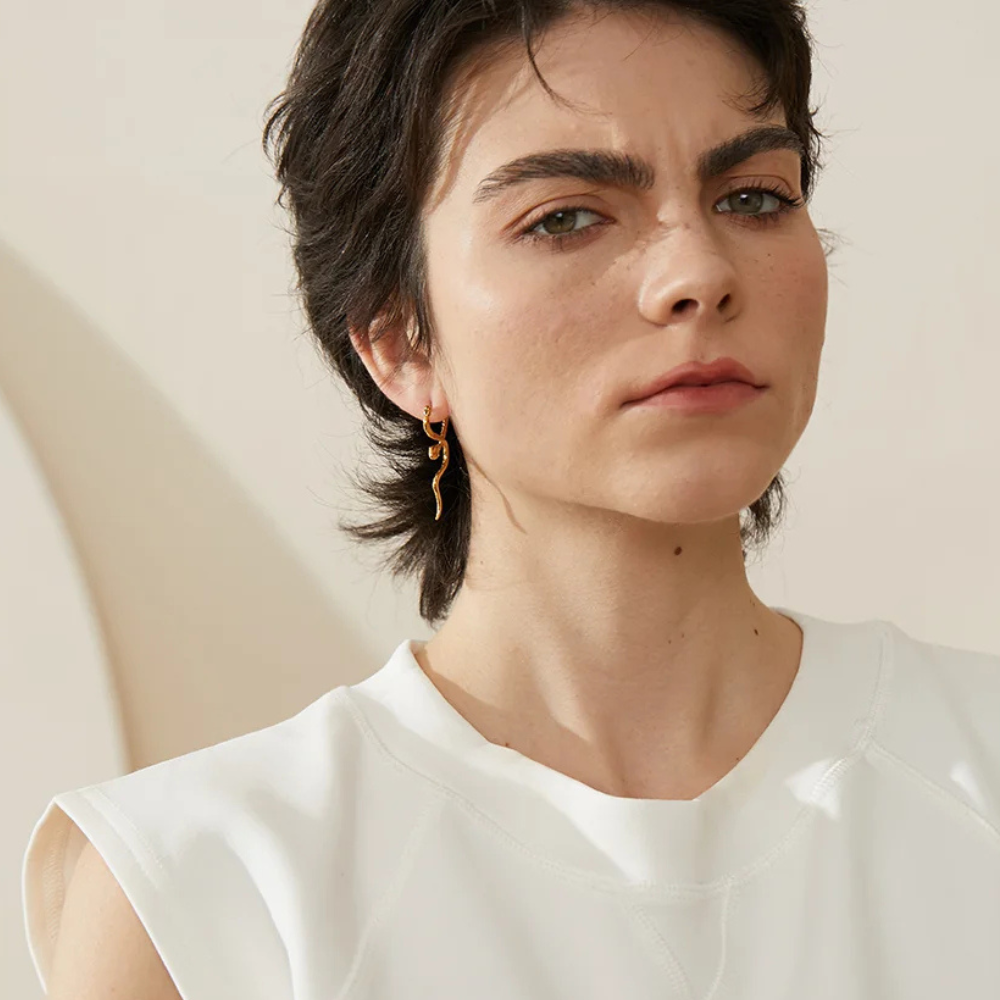 Boucles d'Oreilles Serpent Pendant doré