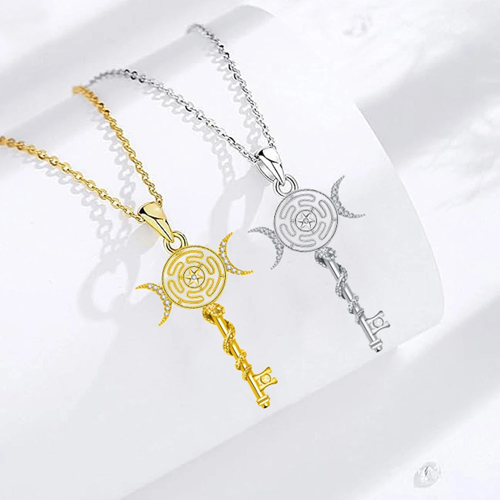 Collier clé mystique or