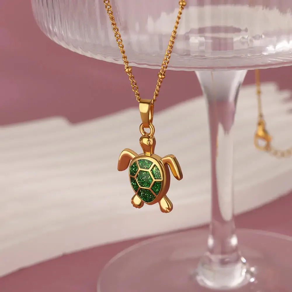 Collier Tortue Doré et Verte