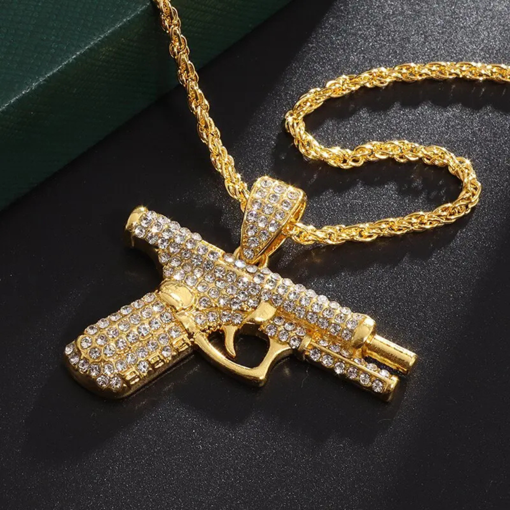 Collier pistolet diamant