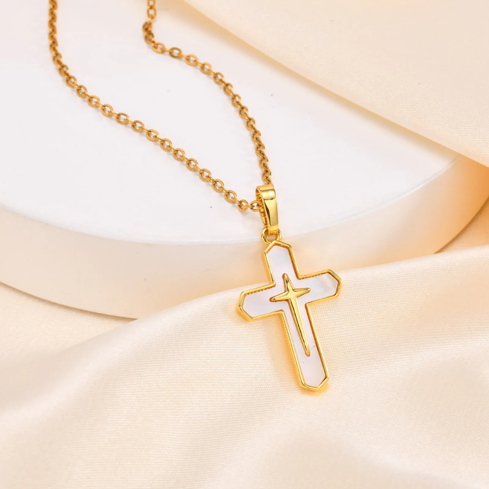 Collier Croix Nacre blanc Femme