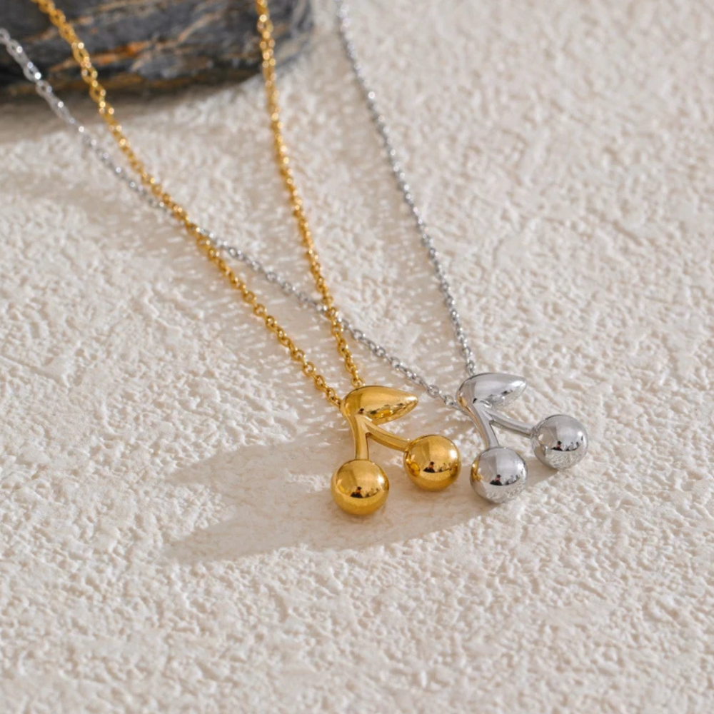 Collier Breloque Cerise pendentif