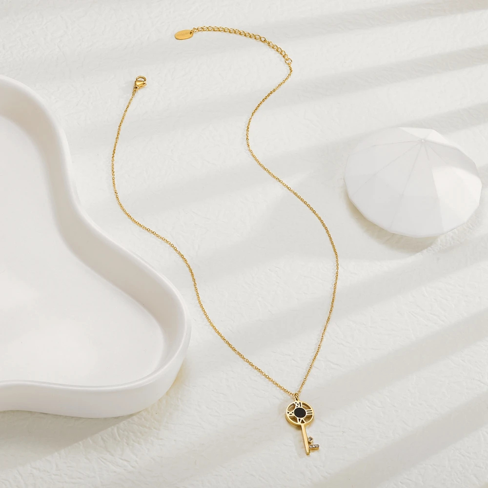Collier Clé Acier Inoxydable femme