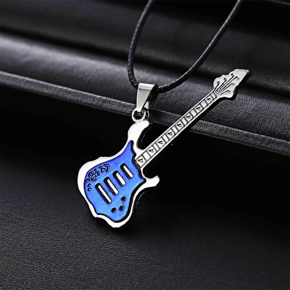 Collier Pendentif Guitare bleue et argent