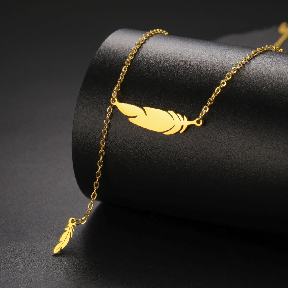 Collier Plume or