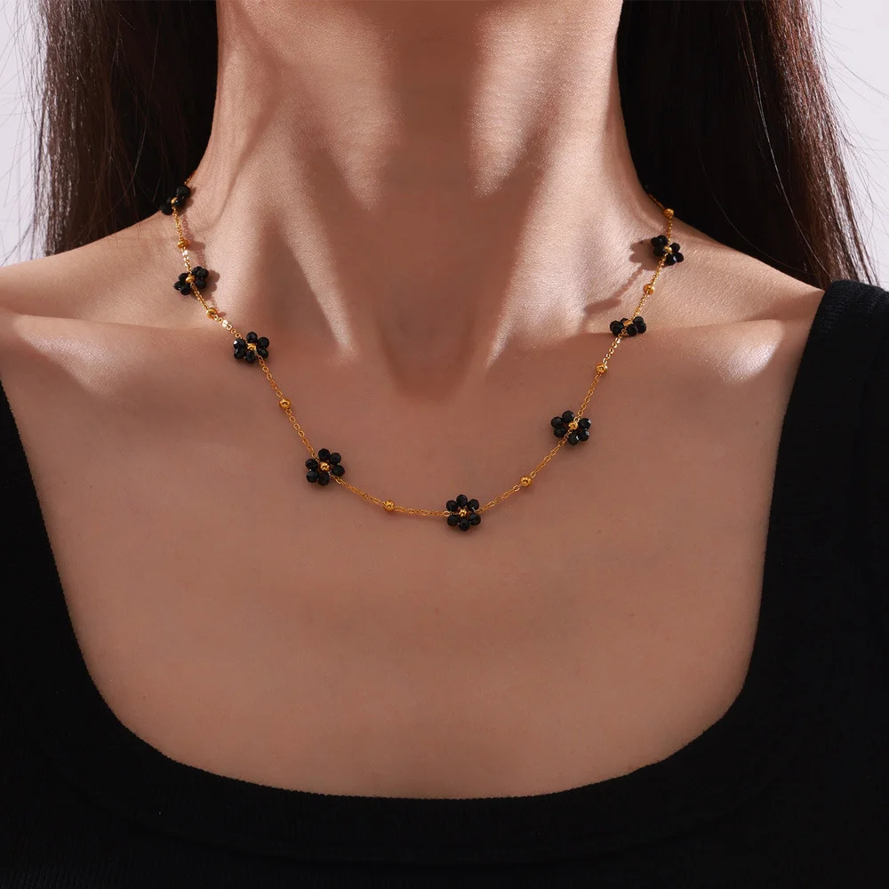 Collier Fleur Noir or
