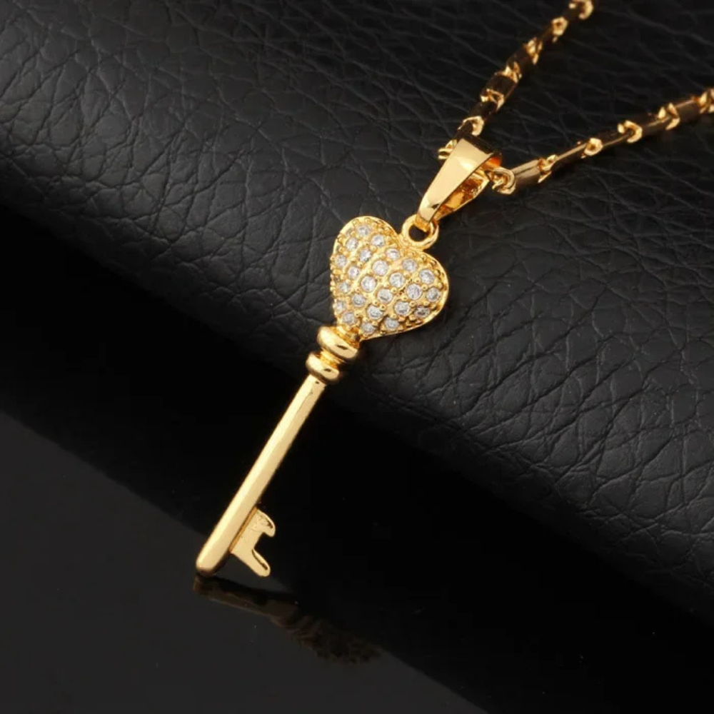 Collier Clé Luxe doré