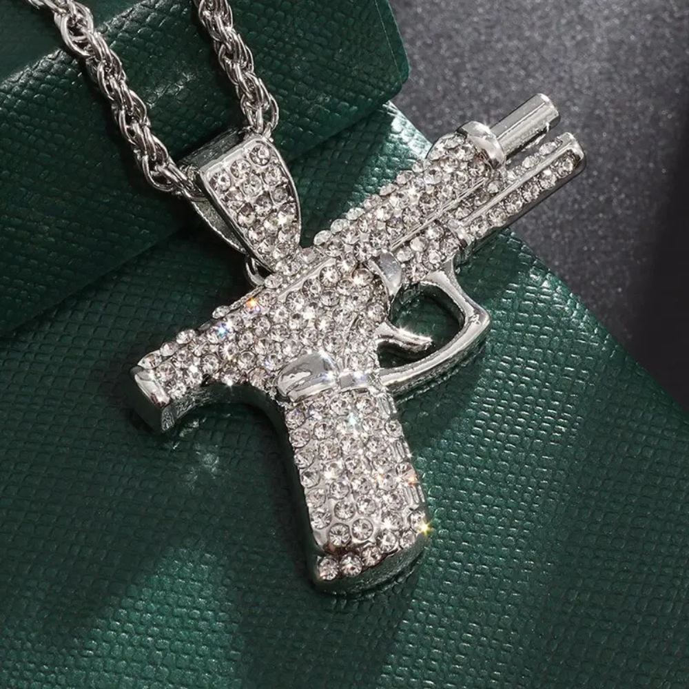 Collier pistolet brillant