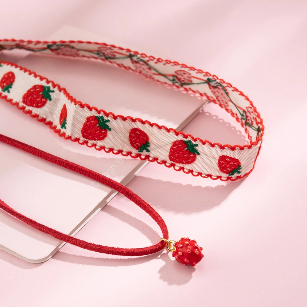 Collier Fraise ras du cou