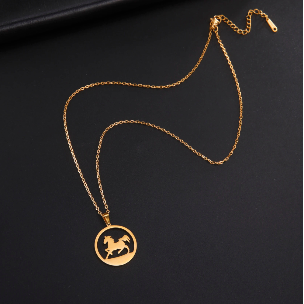 Collier pendentif Cheval doré