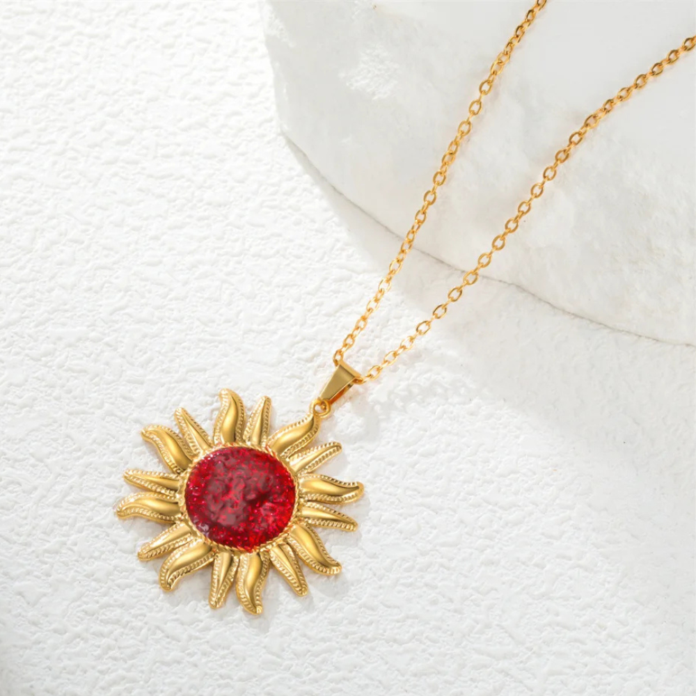 Collier Soleil Pierre Rouge pendentif
