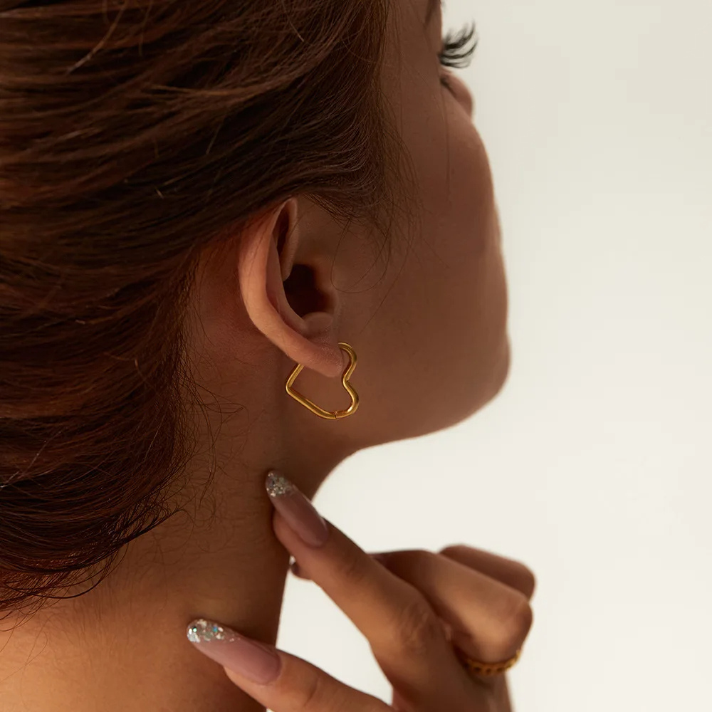 Boucles d'Oreilles Cœur Design pas cher