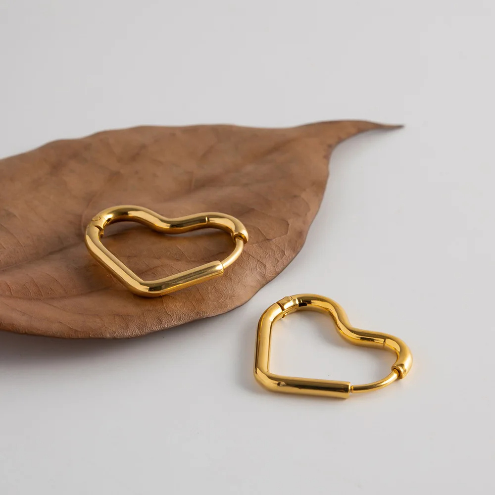 Boucles d'Oreilles Cœur Design acier inoxydable