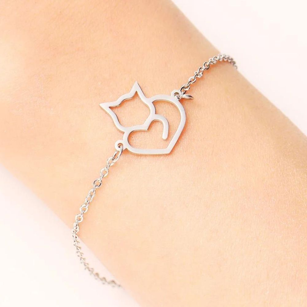 bracelet chat coeur de couleur argent pour femme